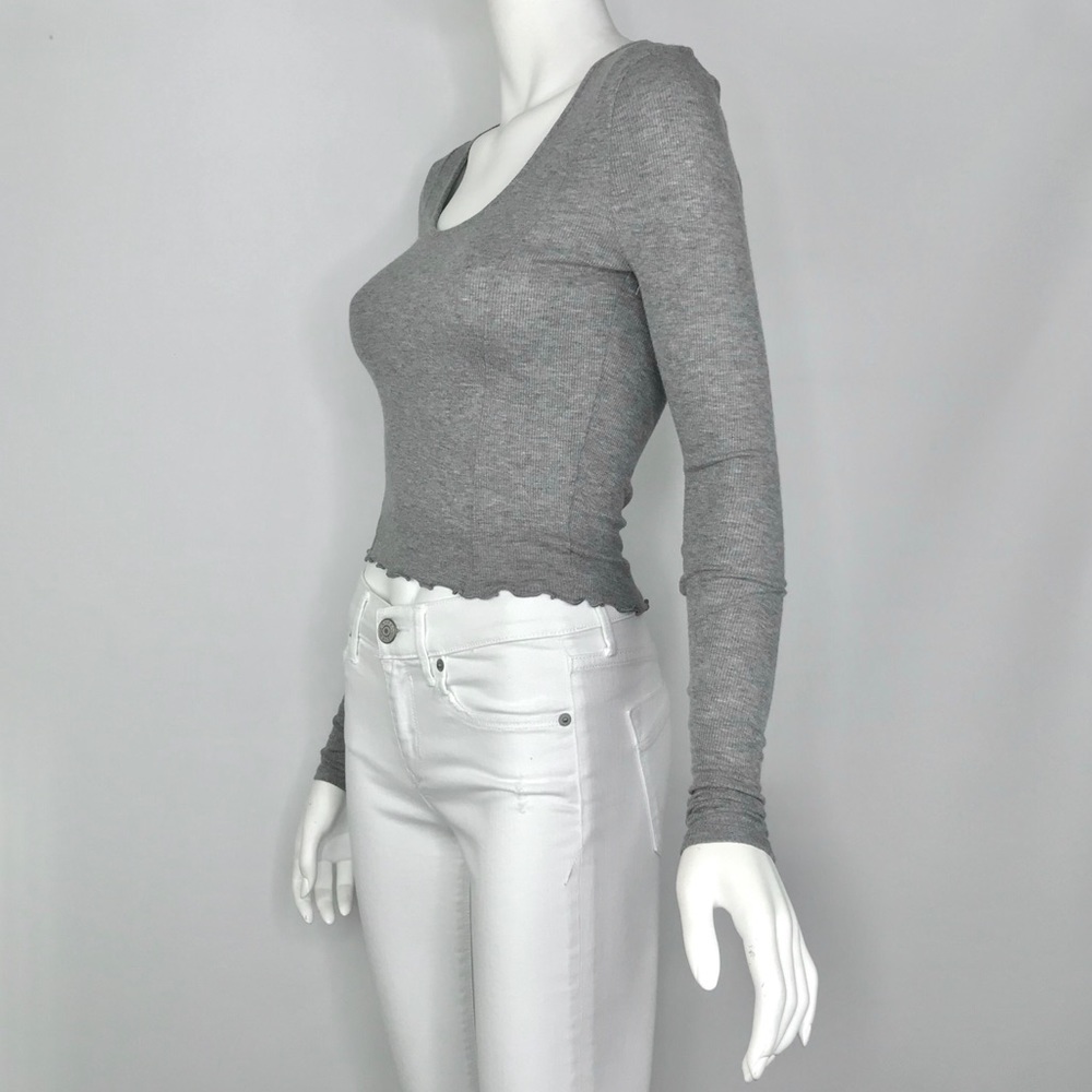 NEW {BP} Nordstrom Juniors Ruffled Hem Crop Top - Picture 3 of 8